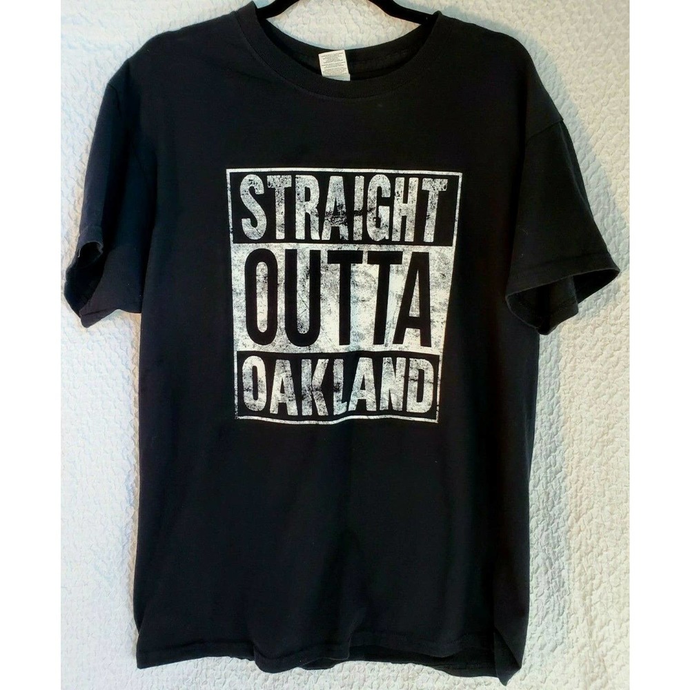 RARE - STRAIGHT OUT OF OAKLAND TSHIRT - MEN'S L